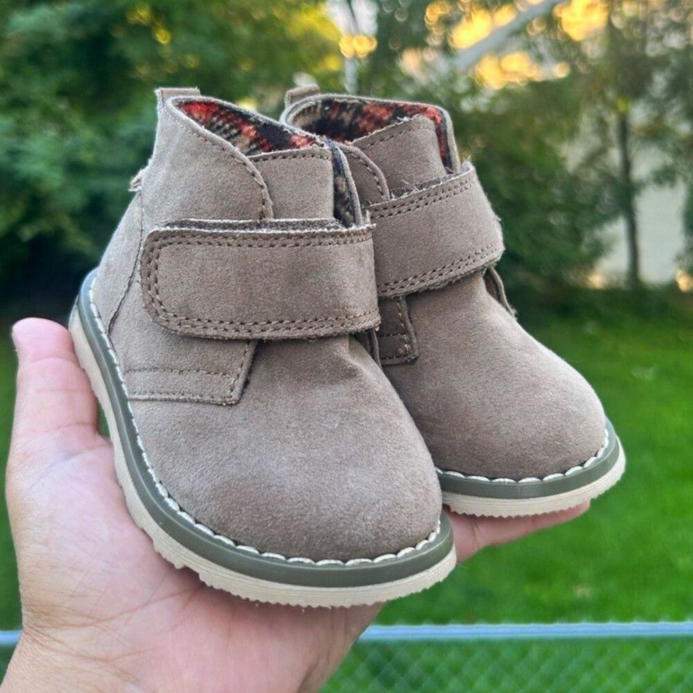 Cherokee Unisex Baby/Toddler Beige Suede Ankle Bootie Hook & Loop Size 5